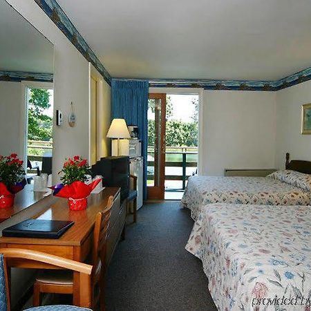 Green Harbor Resort Ист-Фолмут Номер фото
